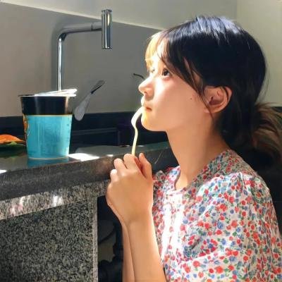 在下巴克
